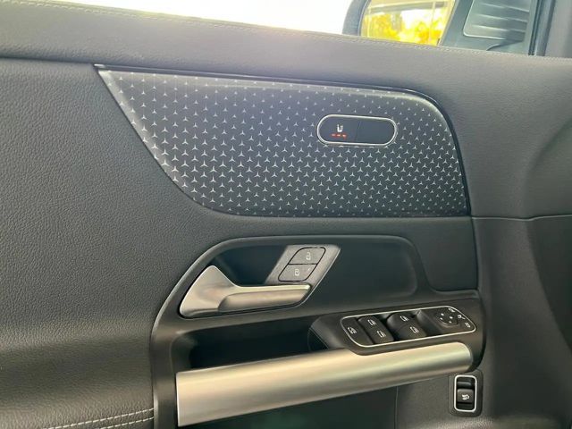 Mercedes-Benz GLA 200 Progressive