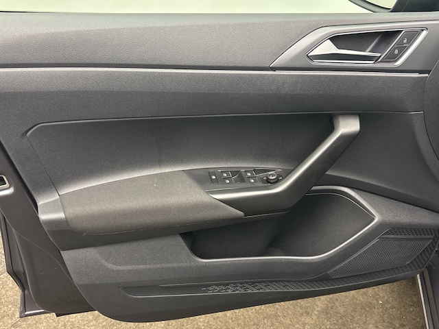 Volkswagen Taigo 1.0 TSI DSG R-Line