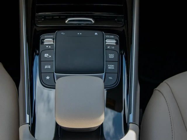 Mercedes-Benz EQB 300 4MATIC Progressive