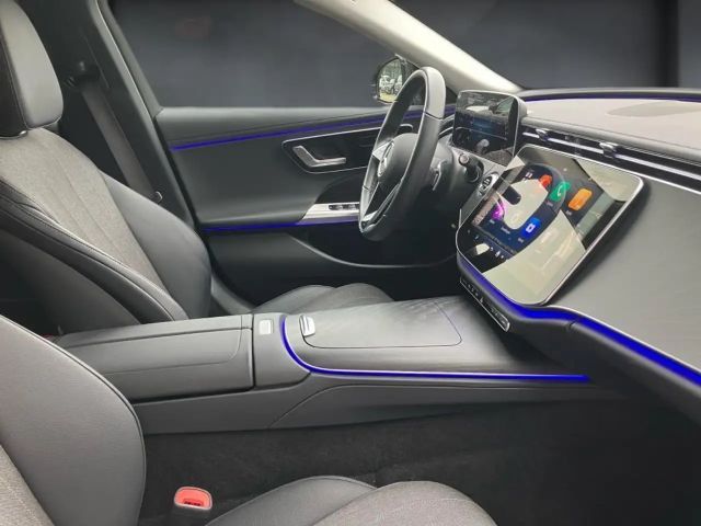 Mercedes-Benz E 300 AVANTGARDE Estate