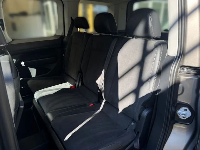 Volkswagen Caddy 2.0 TDI DSG Style