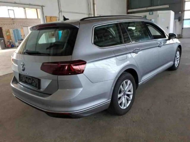 Volkswagen Passat 1.5 TSI DSG Variant