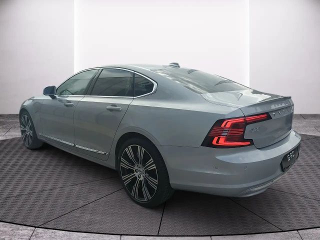 Volvo S90 AWD Recharge T8