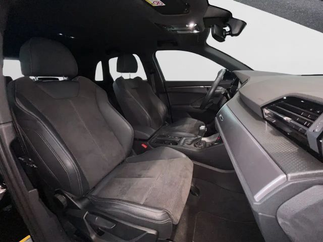 Audi Q3 45 TFSI Hybride S-Line