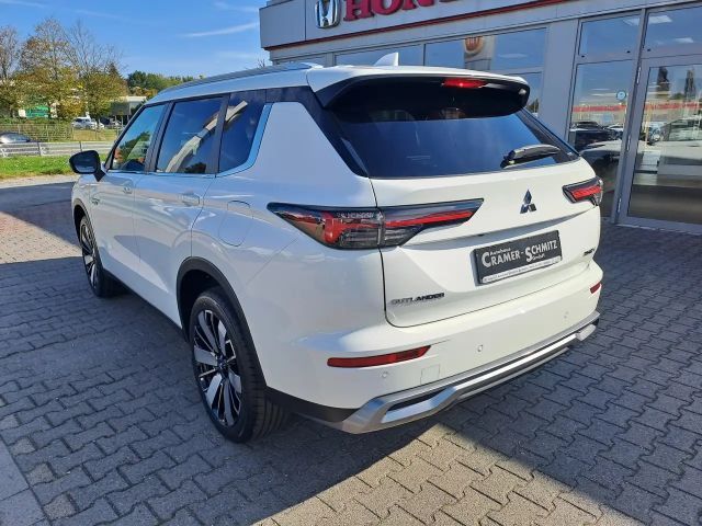 Mitsubishi Outlander 4WD PHEV