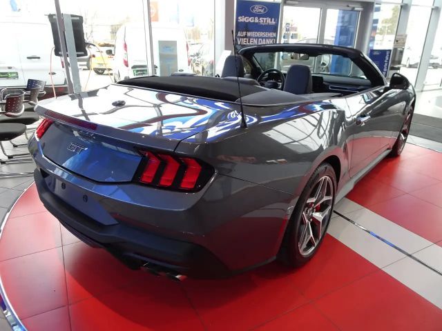 Ford Mustang Convertible GT 5.0 V8