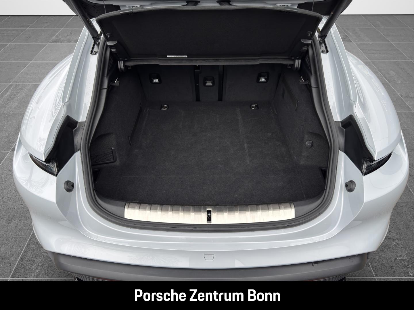 Porsche Taycan GTS Sport Turismo