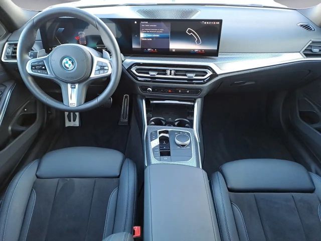 BMW 320 320e M-Sport Sedan