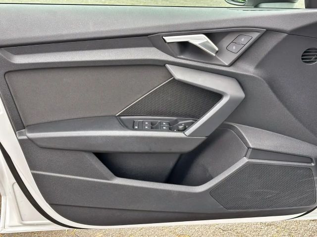 Audi A3 30 TFSI S-Tronic Sportback