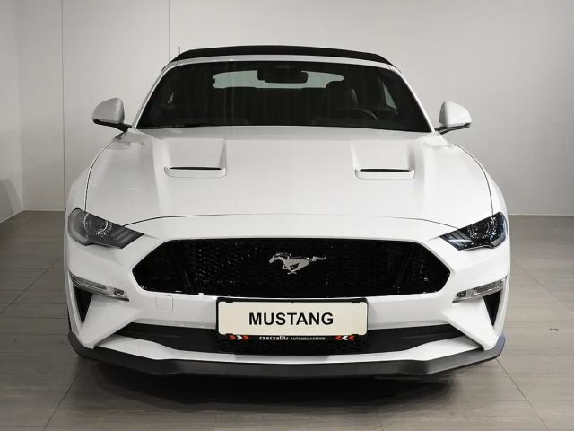 Ford Mustang Convertible GT 5.0 V8