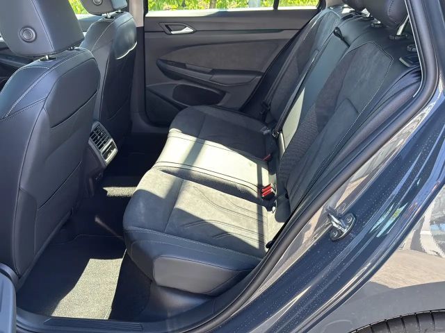 Volkswagen Golf Business DSG Variant