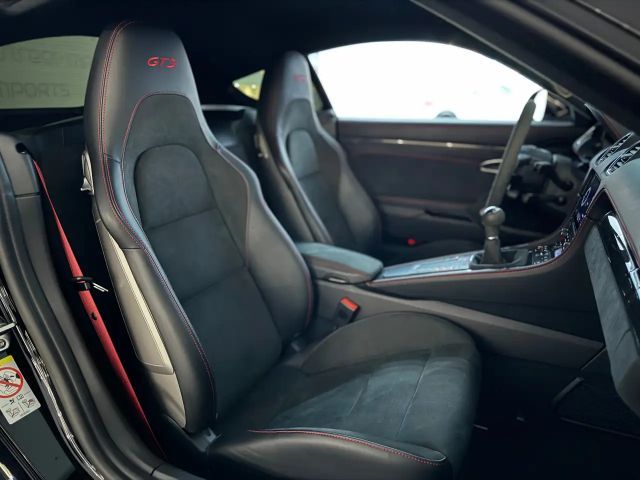 Porsche Cayman 4 Coupé GTS