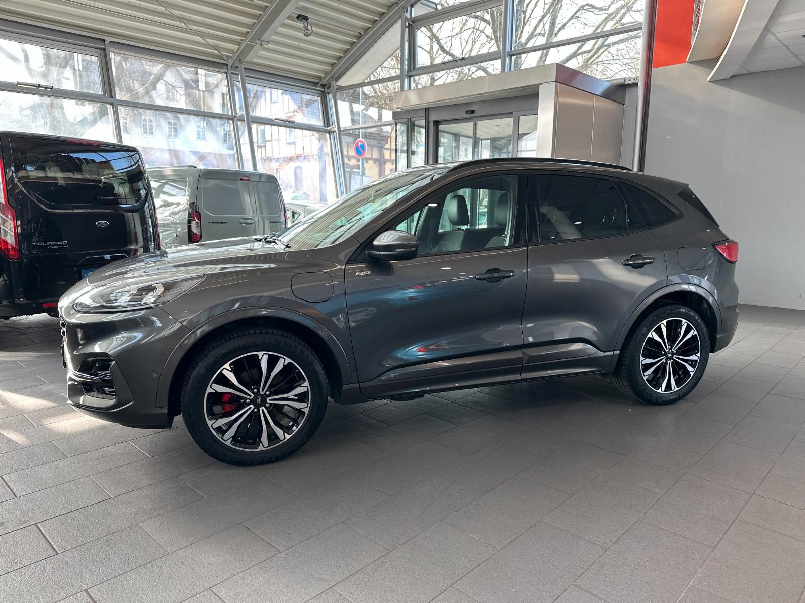 Ford Kuga Plug in Hybrid ST Line X