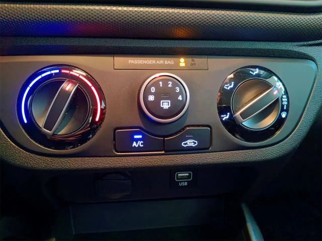 Hyundai i10 1,0 chic**Sitzheizung*Lenkradheizung*