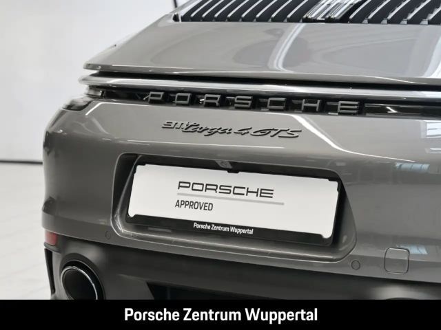 Porsche 992 4 Coupé GTS Targa