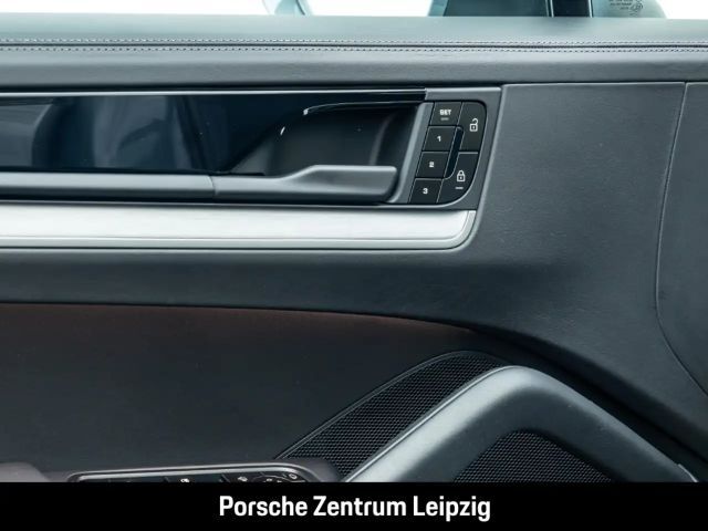 Porsche Cayenne E-Hybrid S