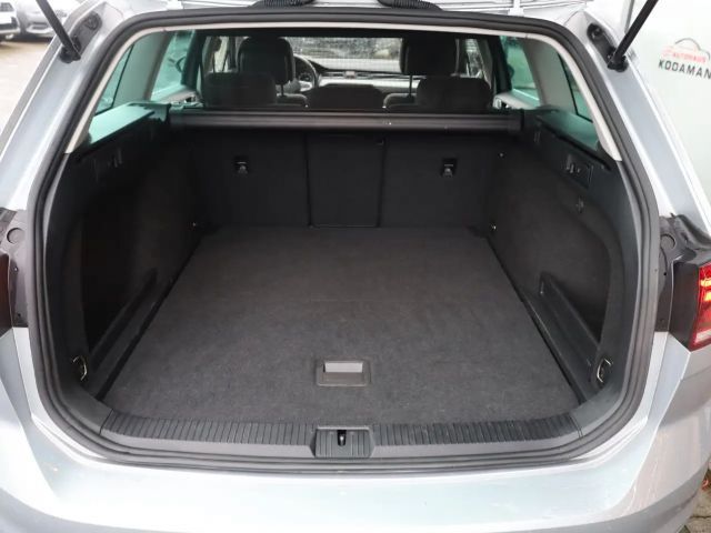 Volkswagen Passat 2.0 TDI Business Variant