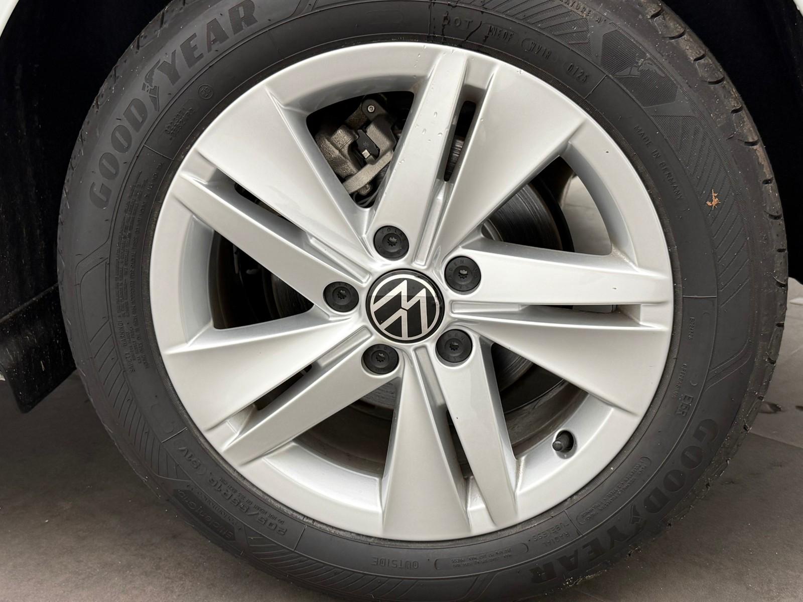 Volkswagen Golf 1.5 eTSI DSG Life