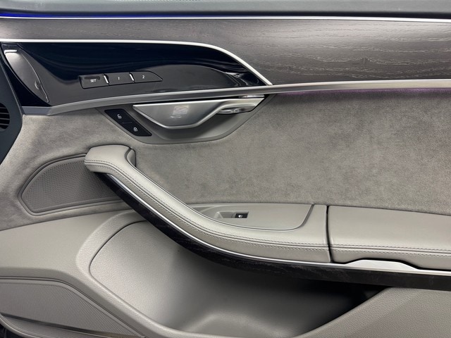 Audi A8 60 TFSI Hybride Quattro