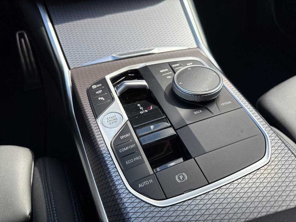 BMW 320 320d Touring xDrive