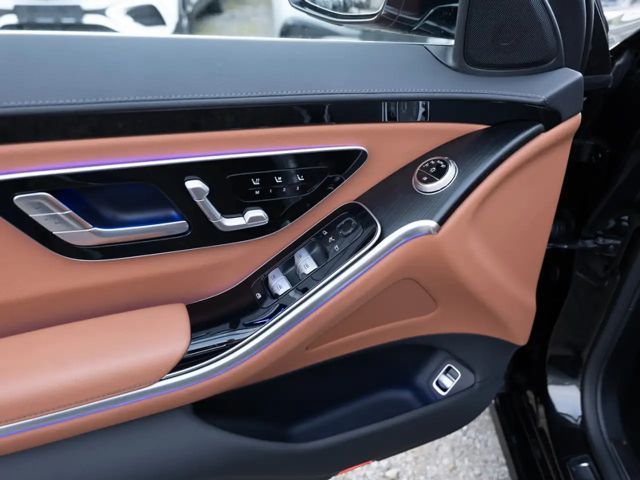 Mercedes-Benz S 350 4MATIC S 350 d Sedan