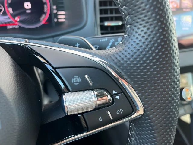 Skoda Karoq 1.5 TSI Sportline