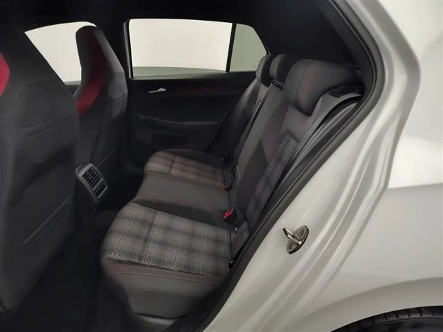 Volkswagen Golf 2.0 TSI DSG GTI