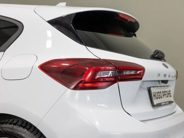 Ford Focus EcoBoost ST Line