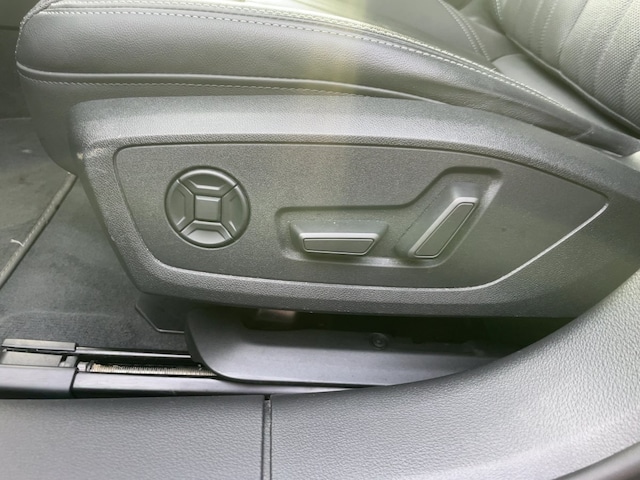 Audi A6 55 TFSI Quattro S-Tronic Sedan