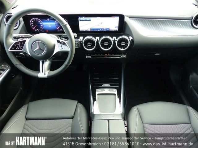 Mercedes-Benz B 180 Progressive Sedan