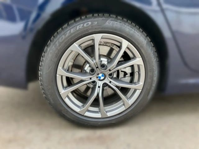 BMW 330 330e Sedan xDrive
