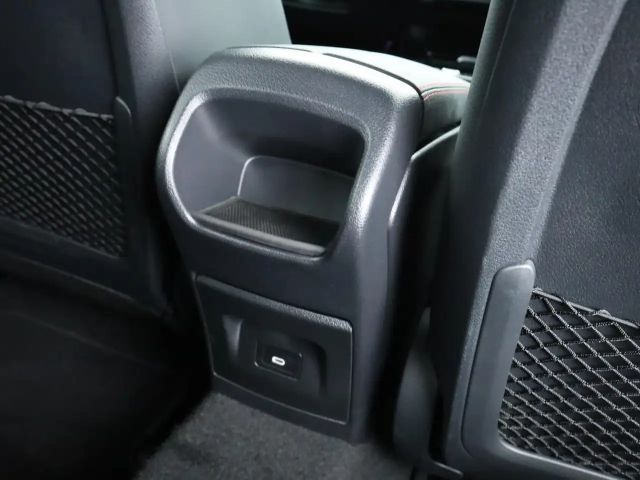 Mercedes-Benz A 250 4MATIC AMG Line