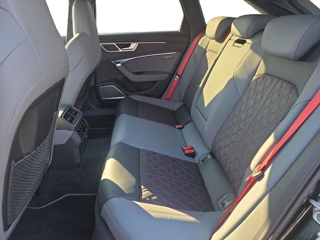 Audi S6 Avant Quattro