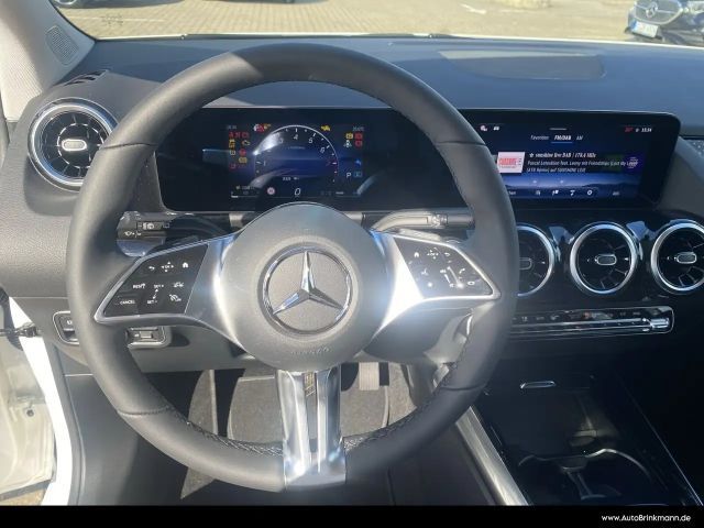 Mercedes-Benz B 180 Progressive