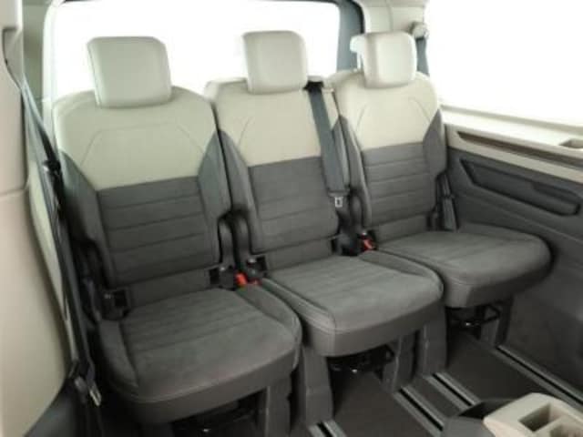 Volkswagen Multivan 2.0 TDI DSG Lang T7