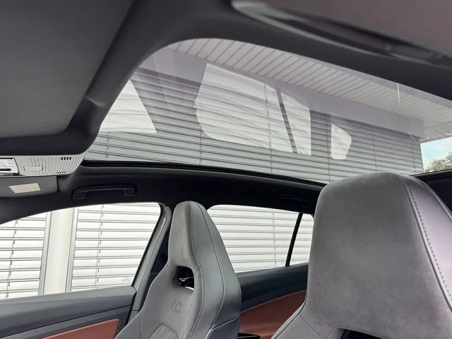Volkswagen ID.4 150 kW Max Performance Pro