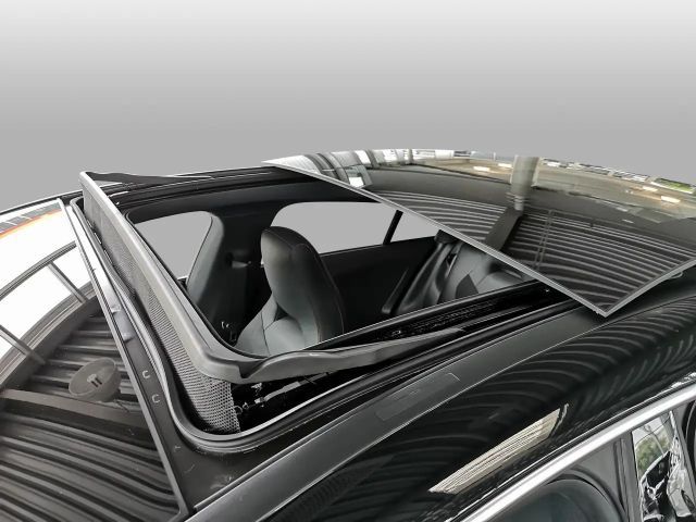 Mercedes-Benz CLA 180 AMG Line Coupé