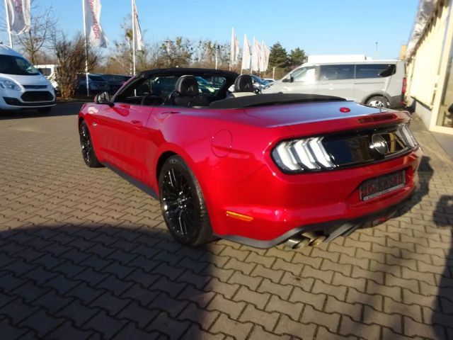 Ford Mustang Convertible GT 5.0 V8