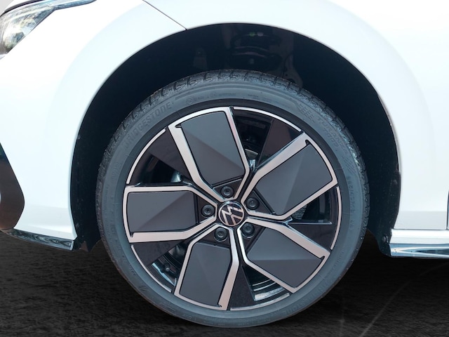 Volkswagen Golf 1.5 eTSI R-Line