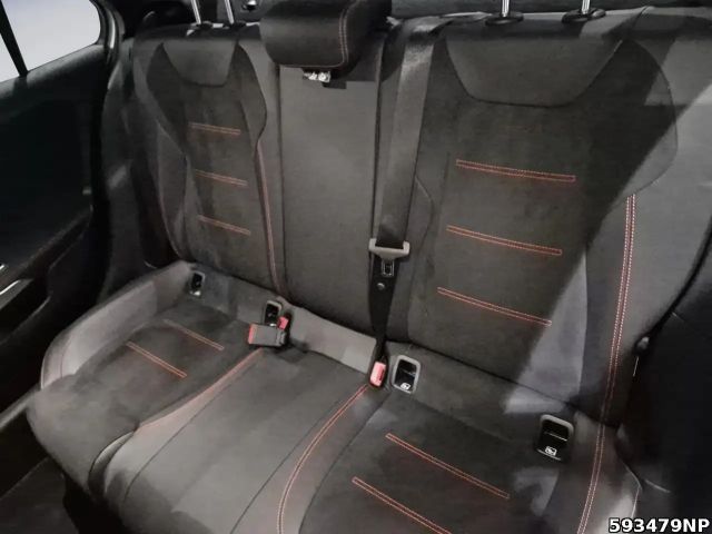 Mercedes-Benz A 180 AMG Line