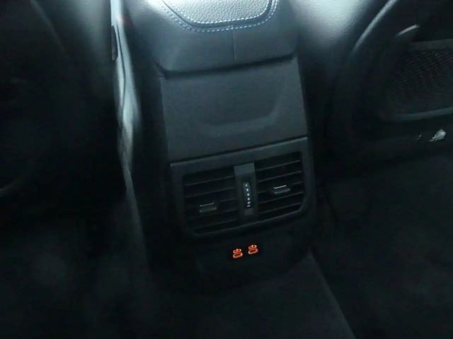 BMW 220 220i Coupé M-Sport