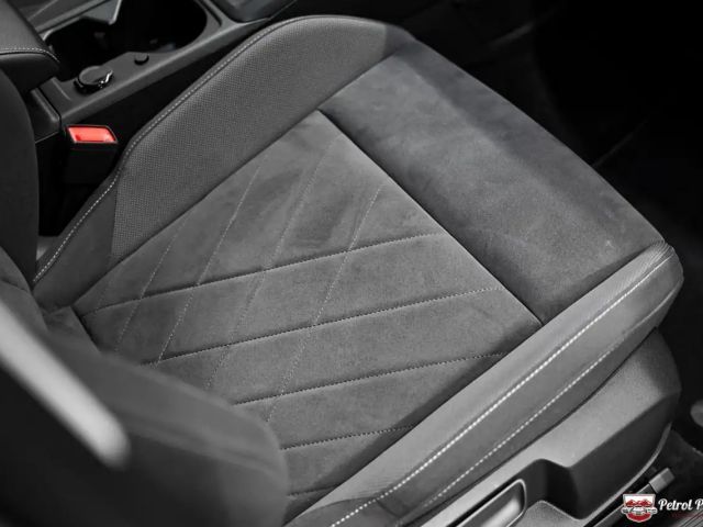 Volkswagen Golf DSG Life Variant