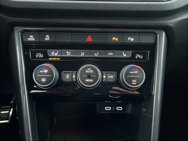 Volkswagen T-Roc 1.5 TSI DSG Sport