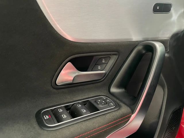 Mercedes-Benz A 180 Hatchback