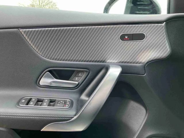 Mercedes-Benz A 180 Progressive