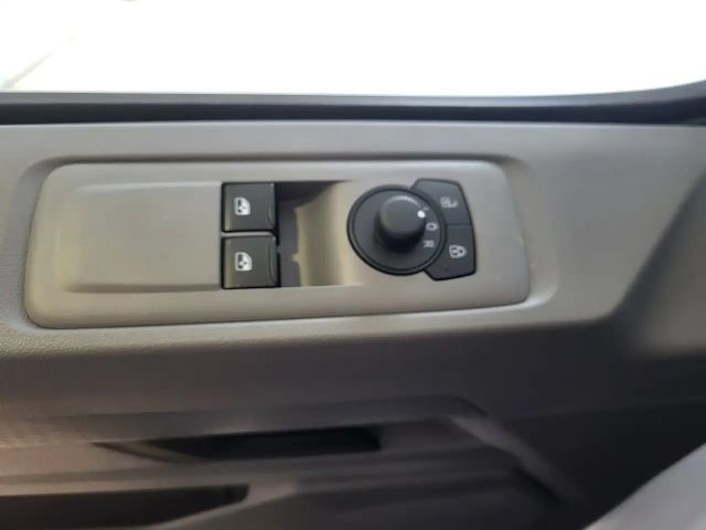 Volkswagen Transporter Lang T7