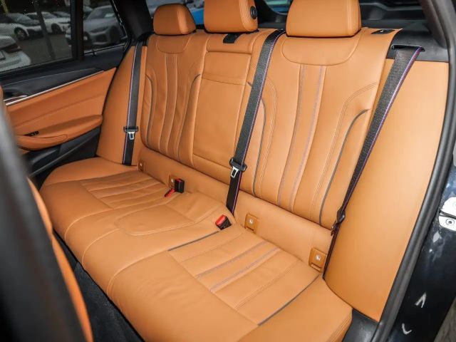 BMW 530 530d M-Sport Touring xDrive