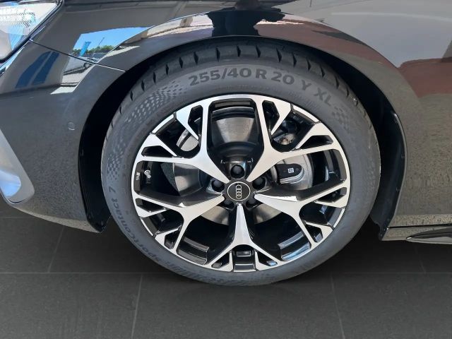 Audi A6 Avant Quattro S-Tronic