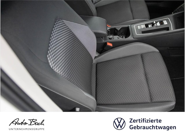Volkswagen Golf 1.5 eTSI DSG Golf VIII