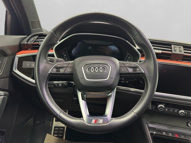 Audi Q3 35 TDI Quattro S-Tronic